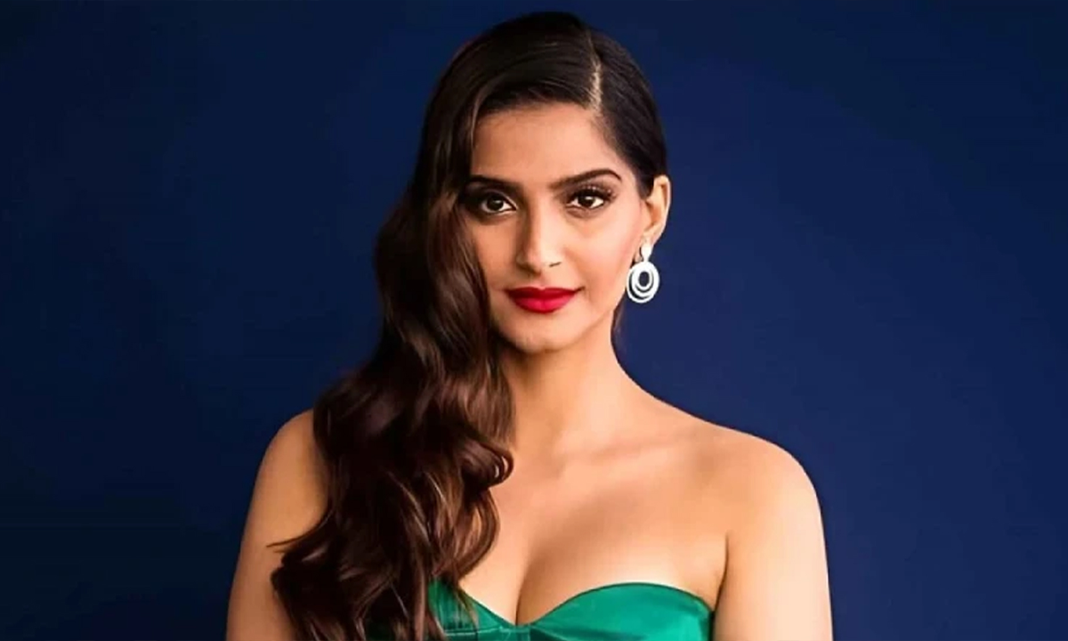 বলিউড অভিনেত্রী সোনম কাপুর। ছবি : সংগৃহীত