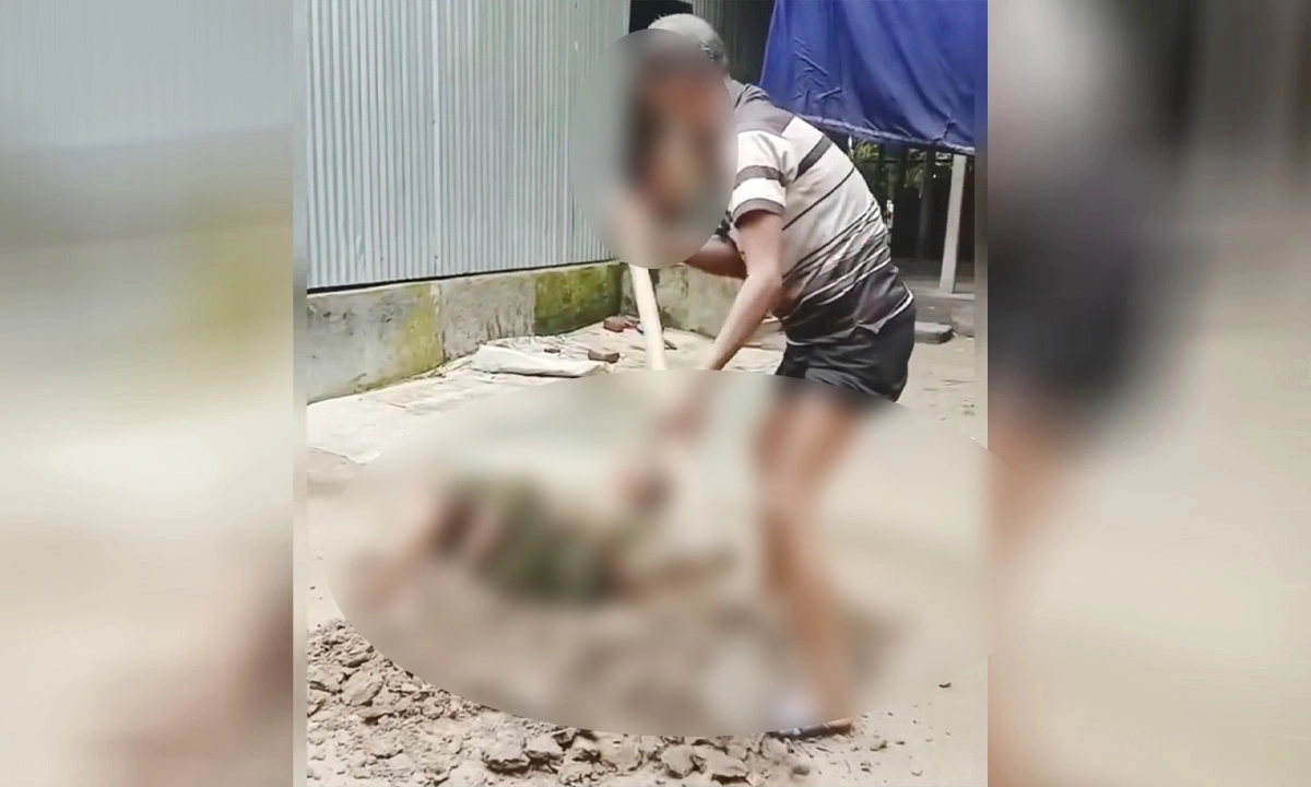 শেরপুরের শ্রীবরদী উপজেলায় এক বৃদ্ধাকে জীবন্ত মাটি চাপা দেওয়ার অভিযোগ উঠেছে স্বামী খলিলুর রহমানের (৮০) বিরুদ্ধে।  ছবি- রূপালী বাংলাদেশ
