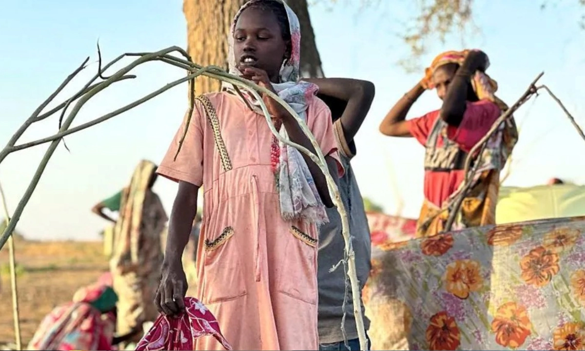এল ফাশের শহর ছেড়ে পালাচ্ছে মানুষ। ছবি- সংগৃহীত