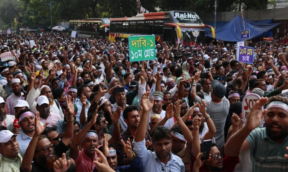 আন্দোলনে প্রাথমিক বিদ্যালয়ের শিক্ষকরা। ছবি- সংগৃহীত