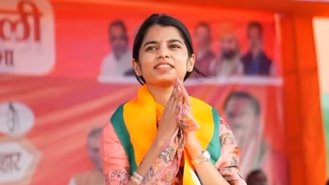 মৈথিলী ঠাকুর। ছবি- সংগৃহীত