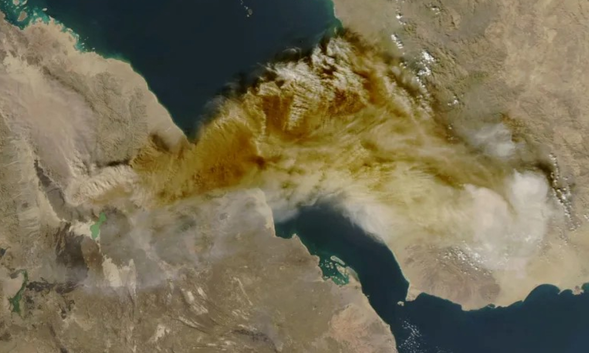 আগ্নেয়গিরির ছবি। - রয়টার্স