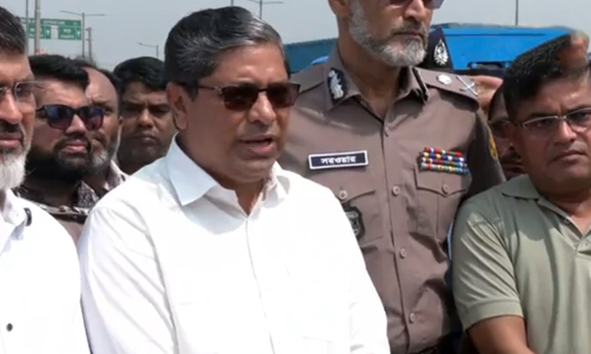 স্থানীয় সরকার, পল্লী উন্নয়ন ও সমবায় প্রতিমন্ত্রী মীর শাহে আলম। ছবি : সংগৃহীত