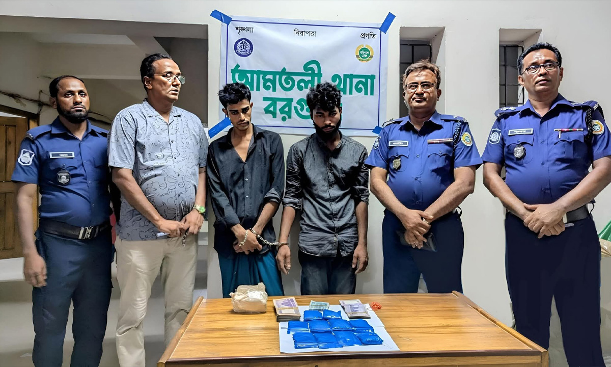 রগুনায় শীর্ষ মাদক কারবারি জনি গাজীসহ আটক ২, ইয়াবা ও নগদ টাকা উদ্ধার