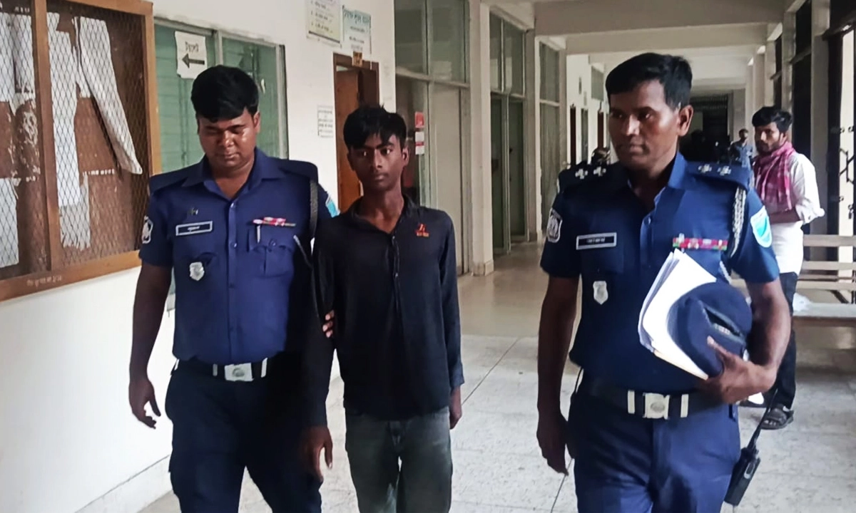 ছবি : রূপালী বাংলাদেশ