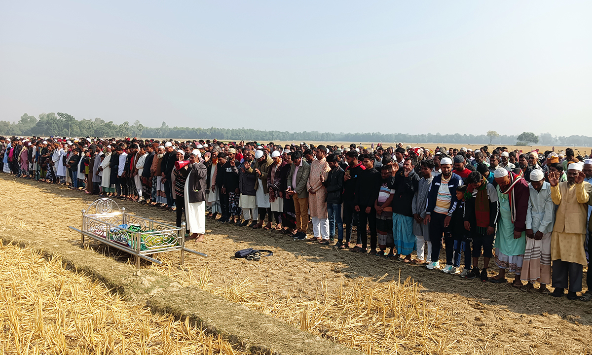 শিশু সাজিদের জানাজা। ছবি- রূপালী বাংলাদেশ