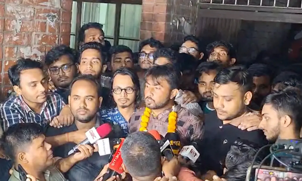 জাহাঙ্গীরনগর বিশ্ববিদ্যালয় কেন্দ্রীয় ছাত্র সংসদের (জাকসু) ভিপি আব্দুর রশিদ জিতু। ছবি- সংগৃহীত
