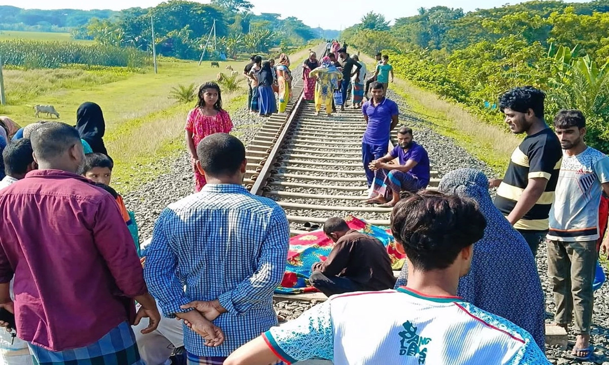 ছবি: রূপালী বাংলাদেশ