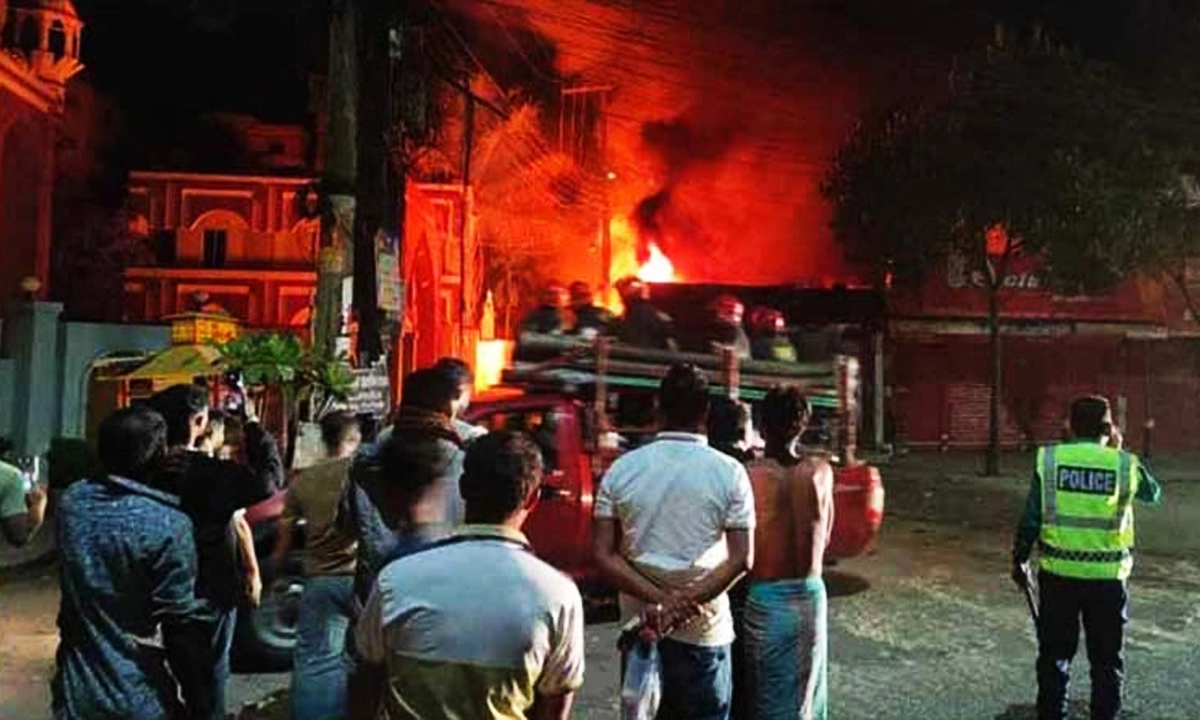 ছবি:  রূপালী বাংলাদেশ