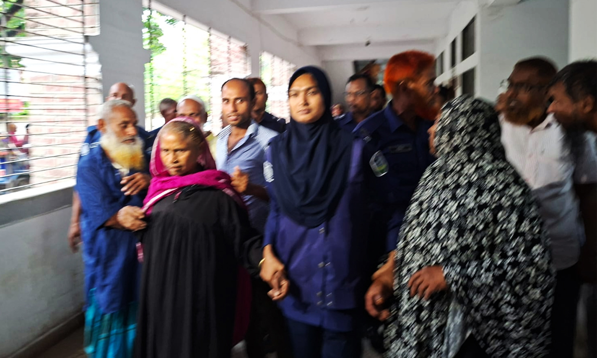 ছবি : রূপালী বাংলাদেশ