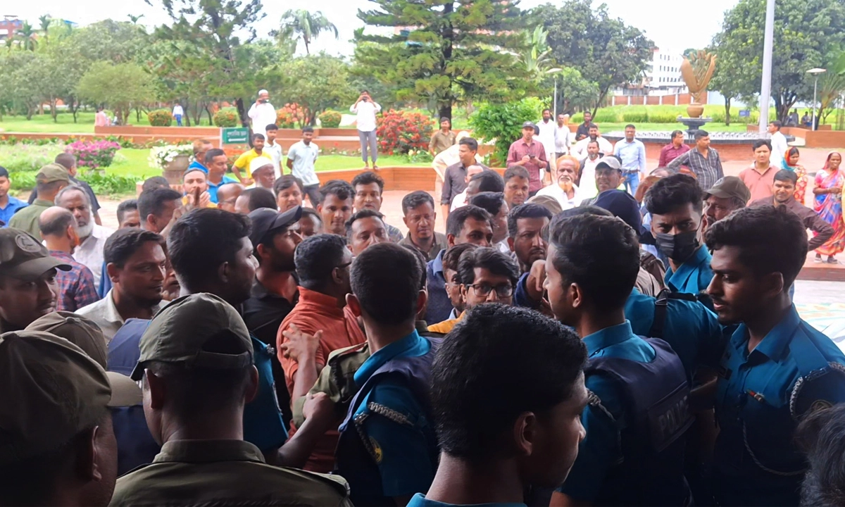 ছবি : রূপালী বাংলাদেশ