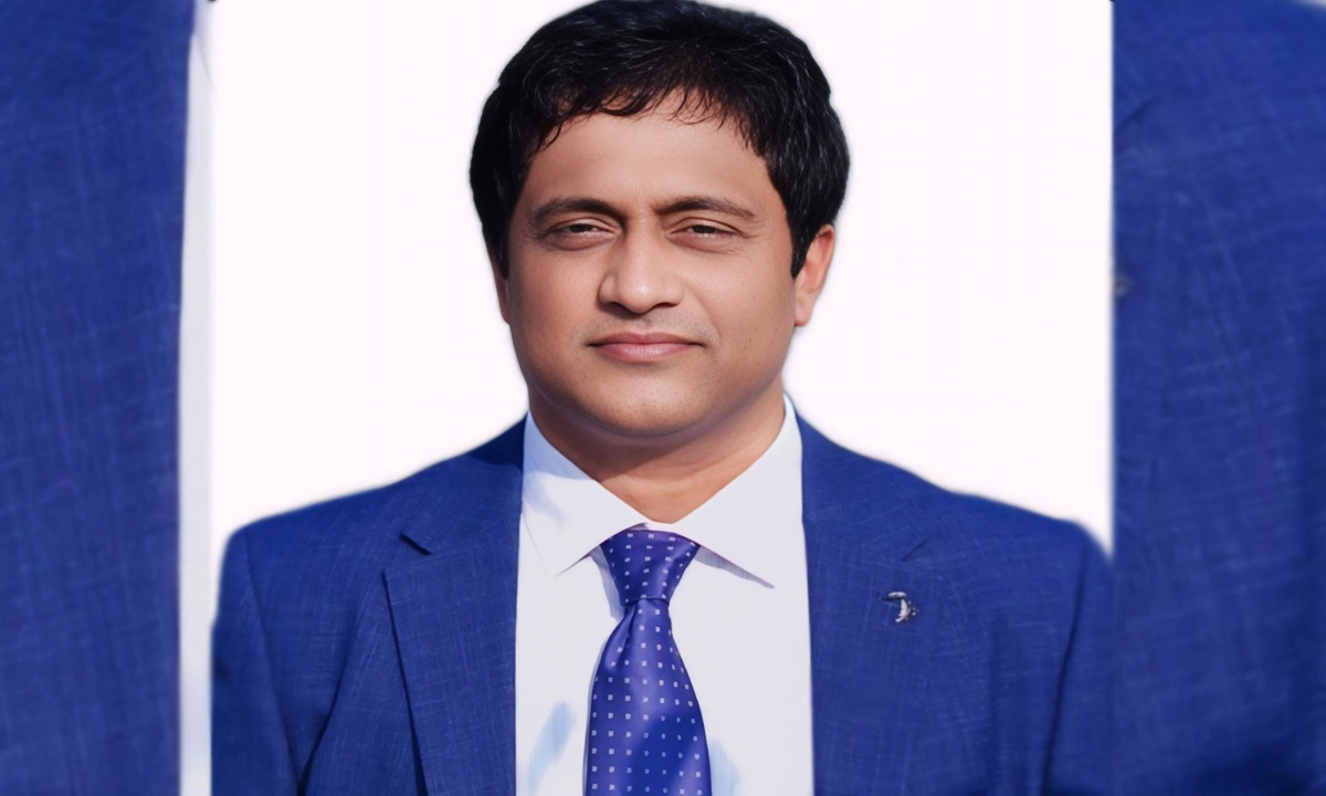 জেলা প্রশাসক মোহাম্মদ শফিউল আলম। ছবি:  রূপালী বাংলাদেশ