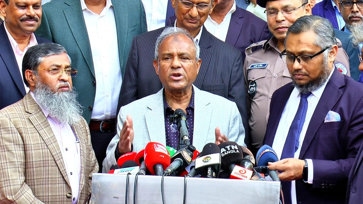 স্বরাষ্ট্র উপদেষ্টা লেফটেন্যান্ট জেনারেল (অব.) মো. জাহাঙ্গীর আলম চৌধুরী। ছবি- সংগৃহীত