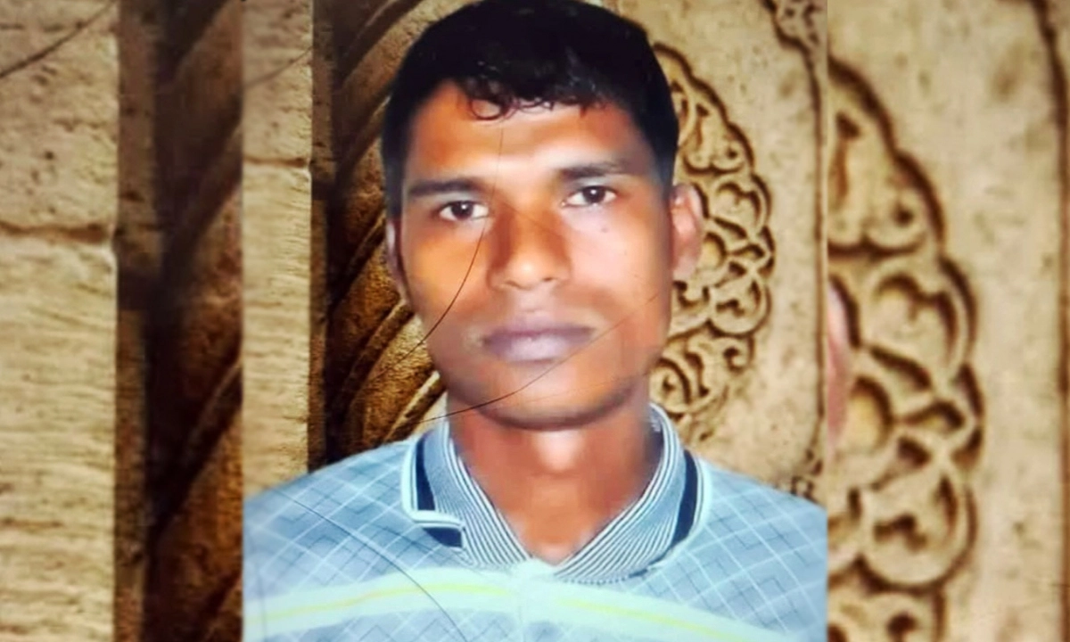 আটক ইব্রাহীম ওরফে ইব্রা। ছবি : রূপালী বাংলাদেশ