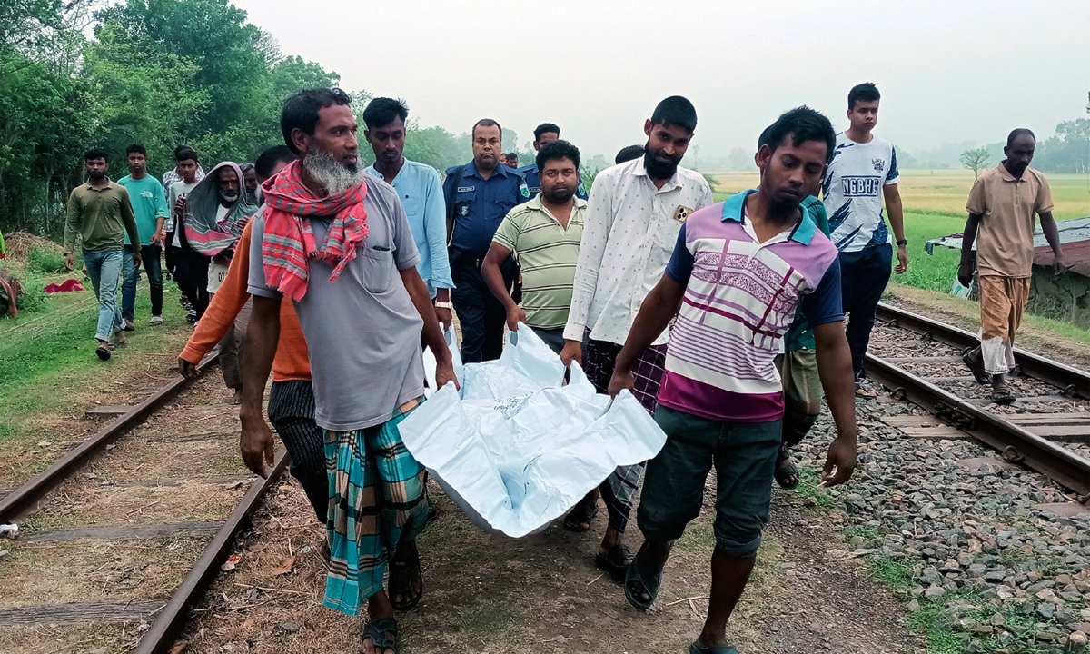 ছবি : রূপালী বাংলাদেশ
