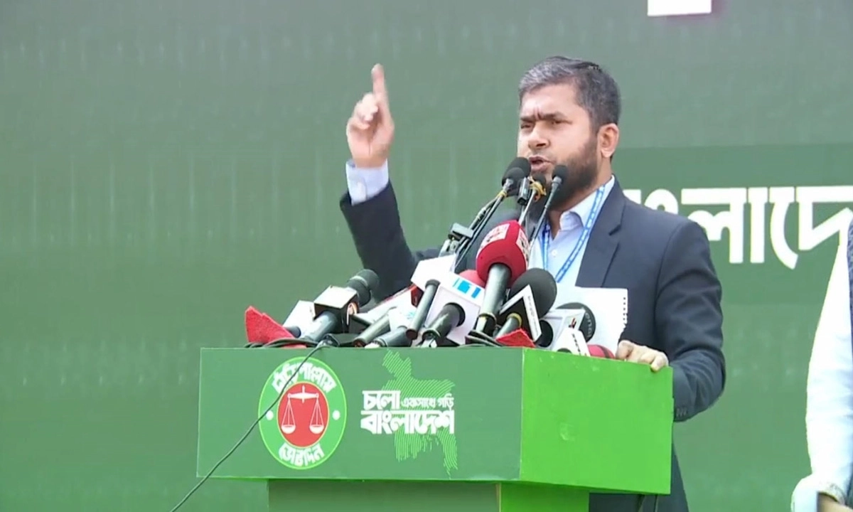 ঢাকা-১৭ আসনের বাংলাদেশ জামায়াতে ইসলামীর মনোনীত প্রার্থী ডা. এসএম খালিদুজ্জামান। ছবি- সংগৃহীত