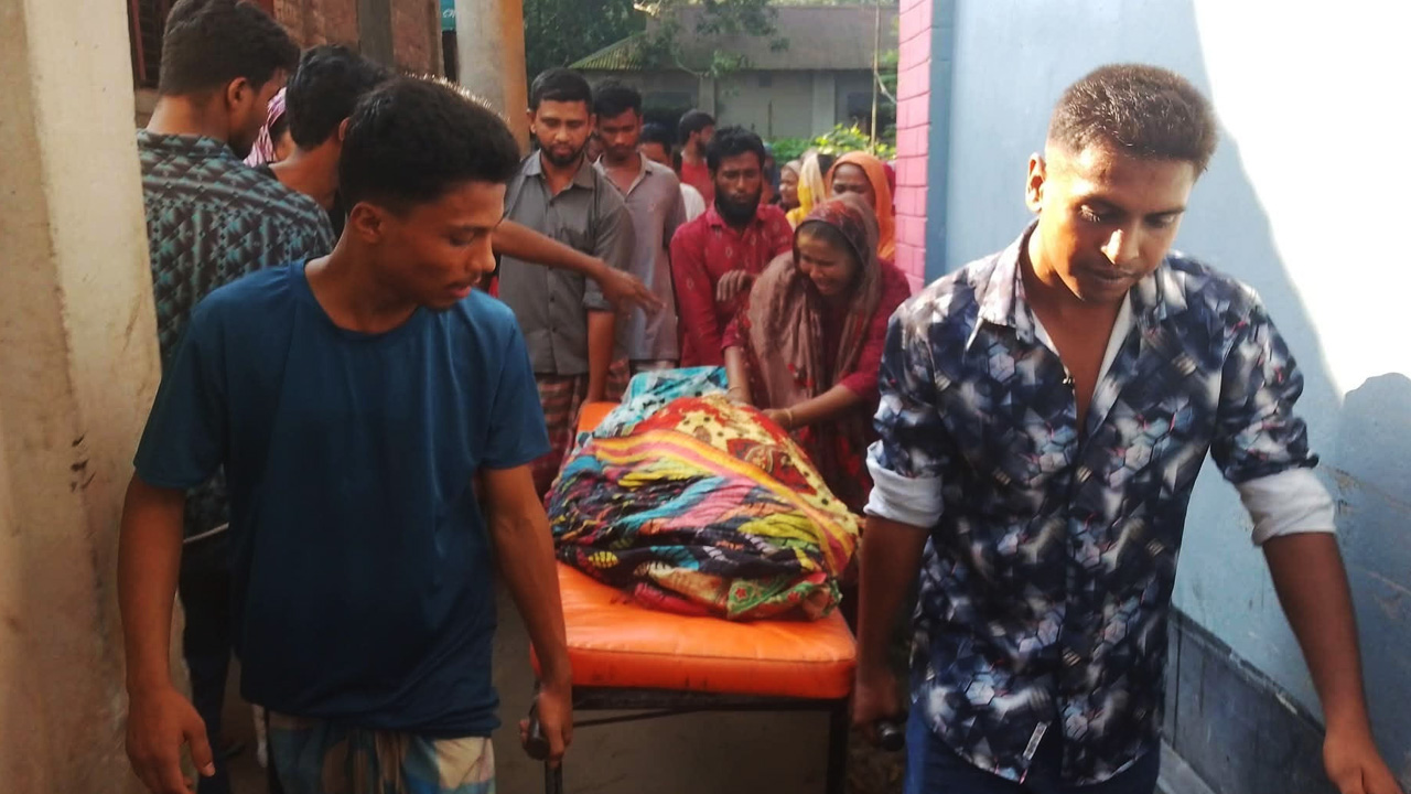 ভুল চিকিৎসায় প্রসূতি ও নবজাতকের মৃত্যু। ছবি:  রূপালী বাংলাদেশ