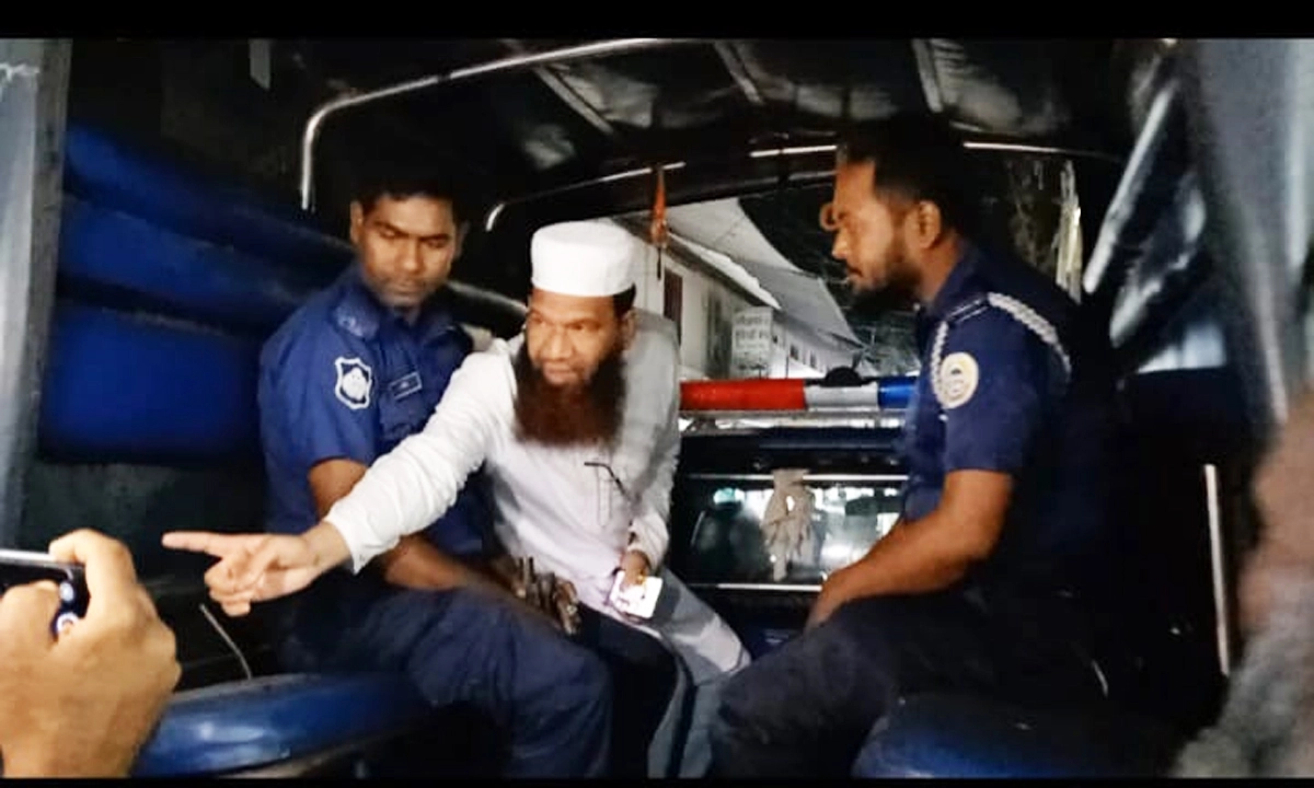 চার চিকিৎসককে দণ্ড। ছবি: রূপালী বাংলাদেশ