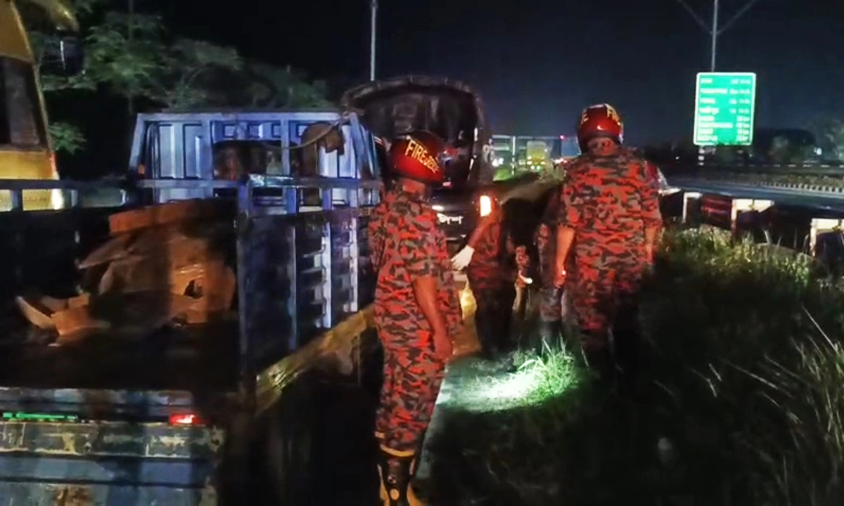 ছবি : রূপালী বাংলাদেশ