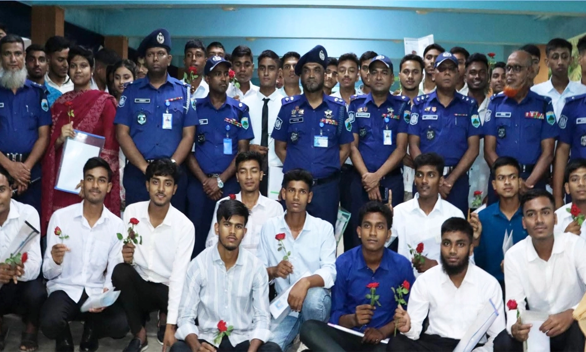 ছবি : রূপালী বাংলাদেশ