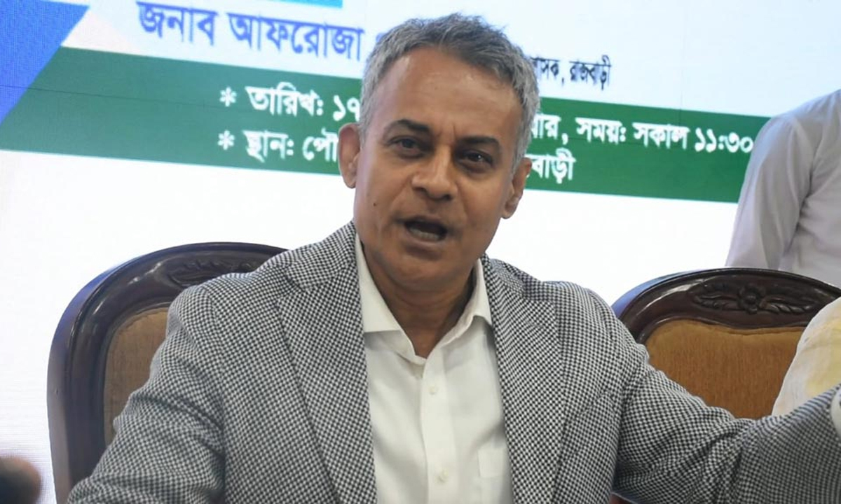সড়ক পরিবহন ও সেতুমন্ত্রী শেখ রবিউল আলম। ছবি : সংগৃহীত