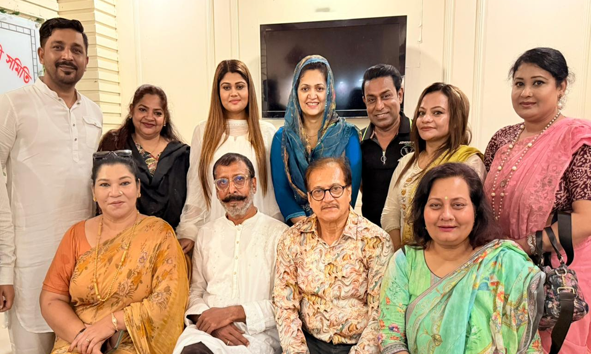 প্রয়াত শিল্পীদের স্মরণ করল শিল্পী সমিতি। ছবি- রূপালী বাংলাদেশ