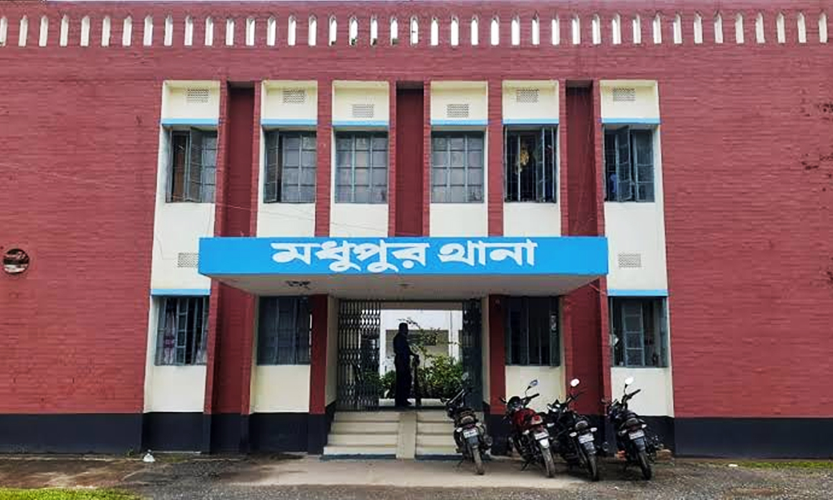 ছবি : রূপালী বাংলাদেশ