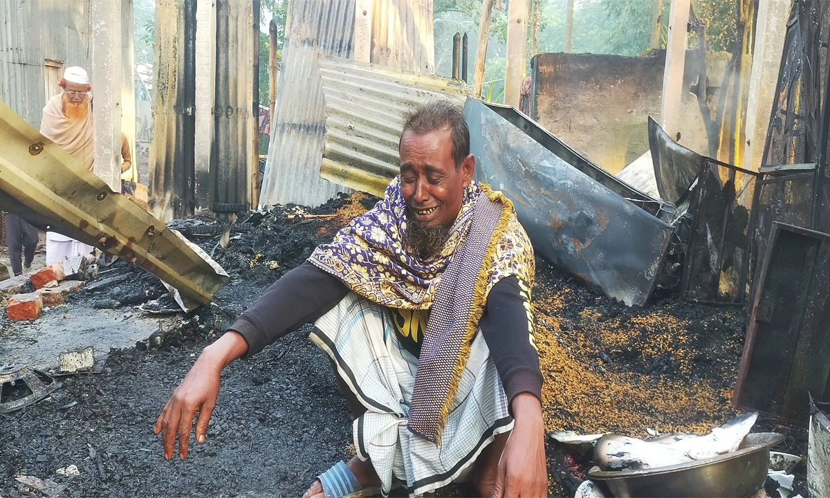 গৃহকর্তা শাহজাহান। ছবি- রূপালী বাংলাদেশ