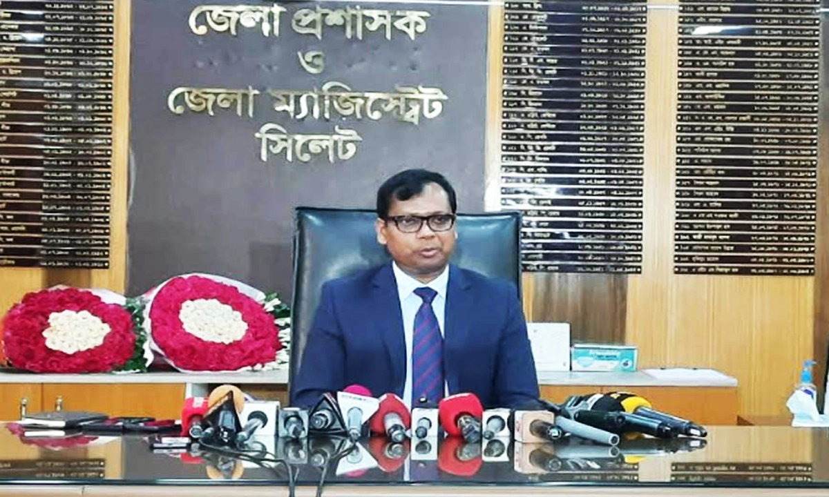 সিলেটের জেলা প্রশাসক মো. সারোয়ার আলম। ছবি : রূপালী বাংলাদেশ