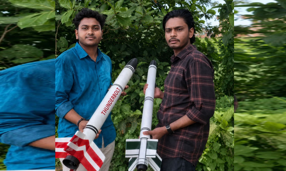 প্রীতম পাল ও সুজন চন্দ্র পালের বিস্ময়কর উদ্ভাবন। ছবি : রূপালী বাংলাদেশ