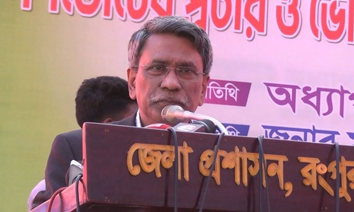 বক্তব্য দেন গণভোট সংক্রান্ত জনসচেতনতামূলক প্রচার কার্যক্রমের মুখ্য সমন্বয়ক অধ্যাপক আলী রীয়াজ। ছবি :