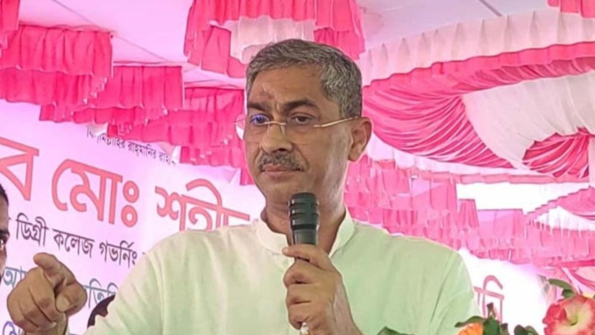বক্তব্য দেন বিএনপির যুগ্ম মহাসচিব শহীদ উদ্দিন চৌধুরী এ্যানি। ছবি- রূপালী বাংলাদেশ