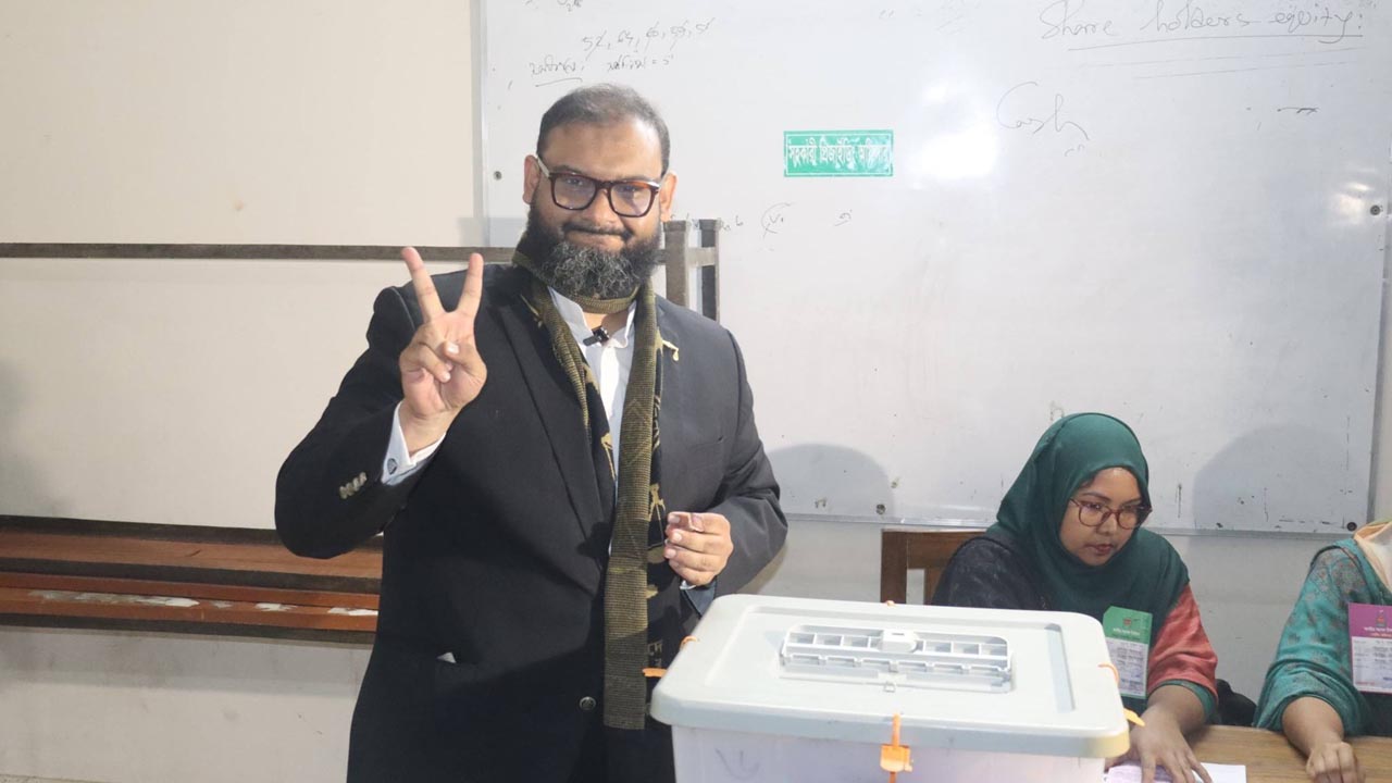 ব্যারিস্টার মীর আহমদ বিন কাসেম আরমান। ছবি : সংগৃহীত
