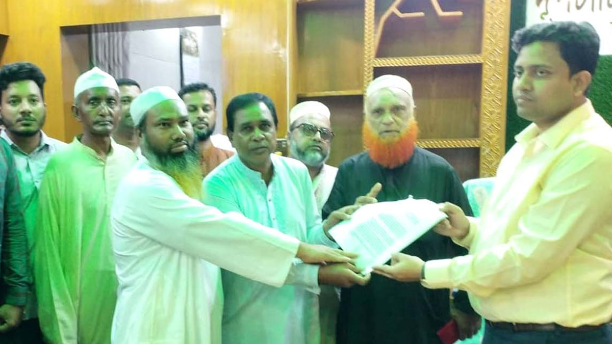দুপচাঁচিয়া উপজেলা স্বাস্থ্য ও পরিবার পরিকল্পনা কর্মকর্তা ডা. শামসুন্নাহারের বিরুদ্ধে উপজেলা নির্বাহী কর্মকর্তার নিকট অভিযোগ দাখিল।  ছবি- রূপালী বাংলাদেশ