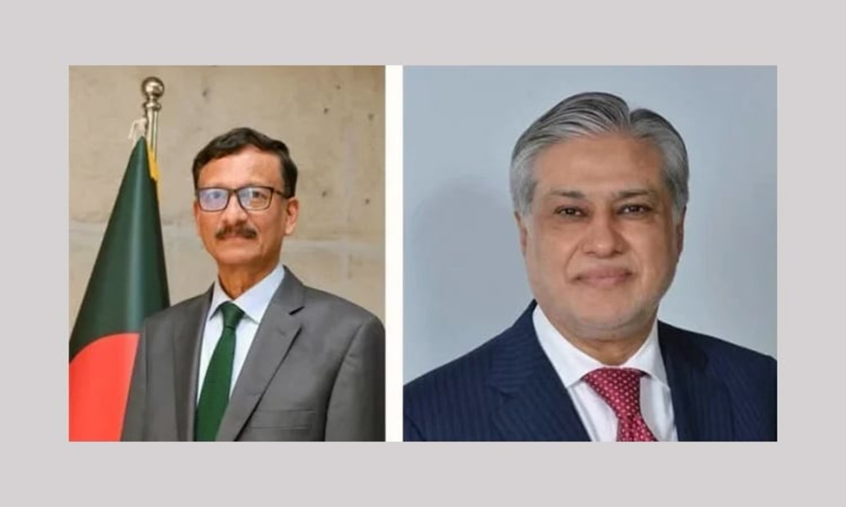 পাকিস্তানের পররাষ্ট্রমন্ত্রী ইসহাক দার ও বাংলাদেশের পররাষ্ট্র উপদেষ্টা তৌহিদ হোসেন।