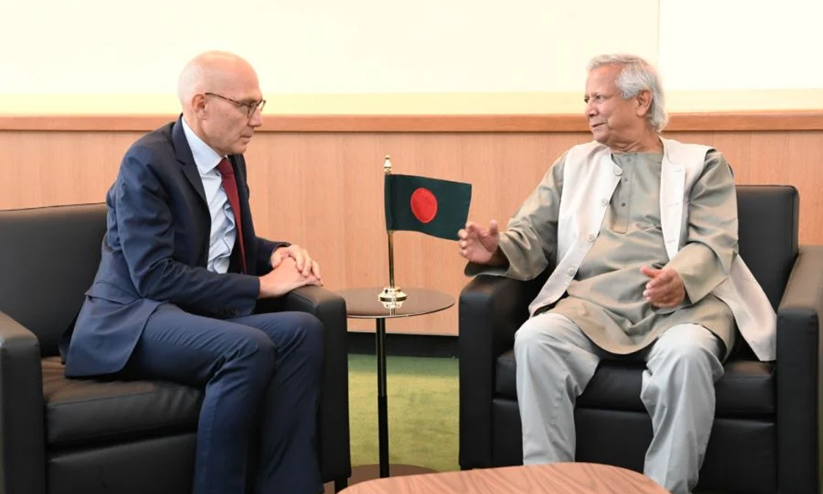 প্রধান উপদেষ্টা ড. মুহাম্মদ ইউনূস ও জাতিসংঘের মানবাধিকারবিষয়ক হাইকমিশনার ভলকার তুর্ক। ছবি- সংগৃহীত