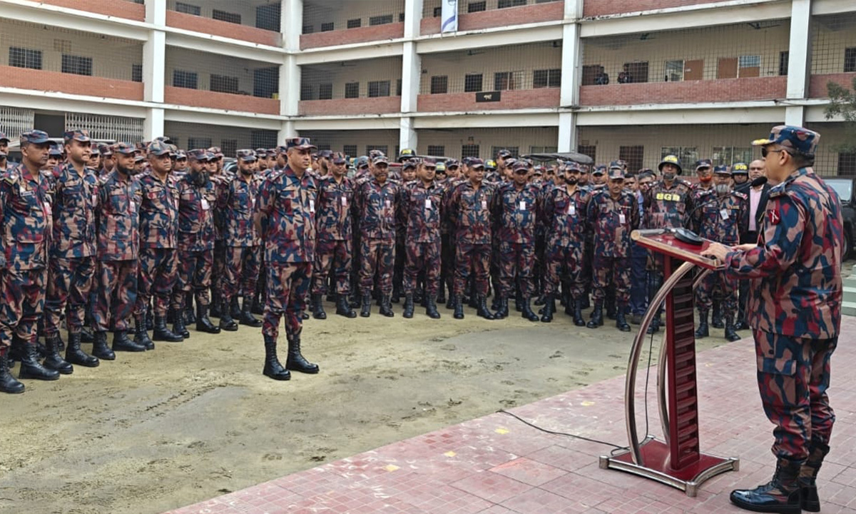 বিজিবি মহাপরিচালক মেজর জেনারেল মোহাম্মদ আশরাফুজ্জামান সিদ্দিকী। ছবি : রূপালী বাংলাদেশ