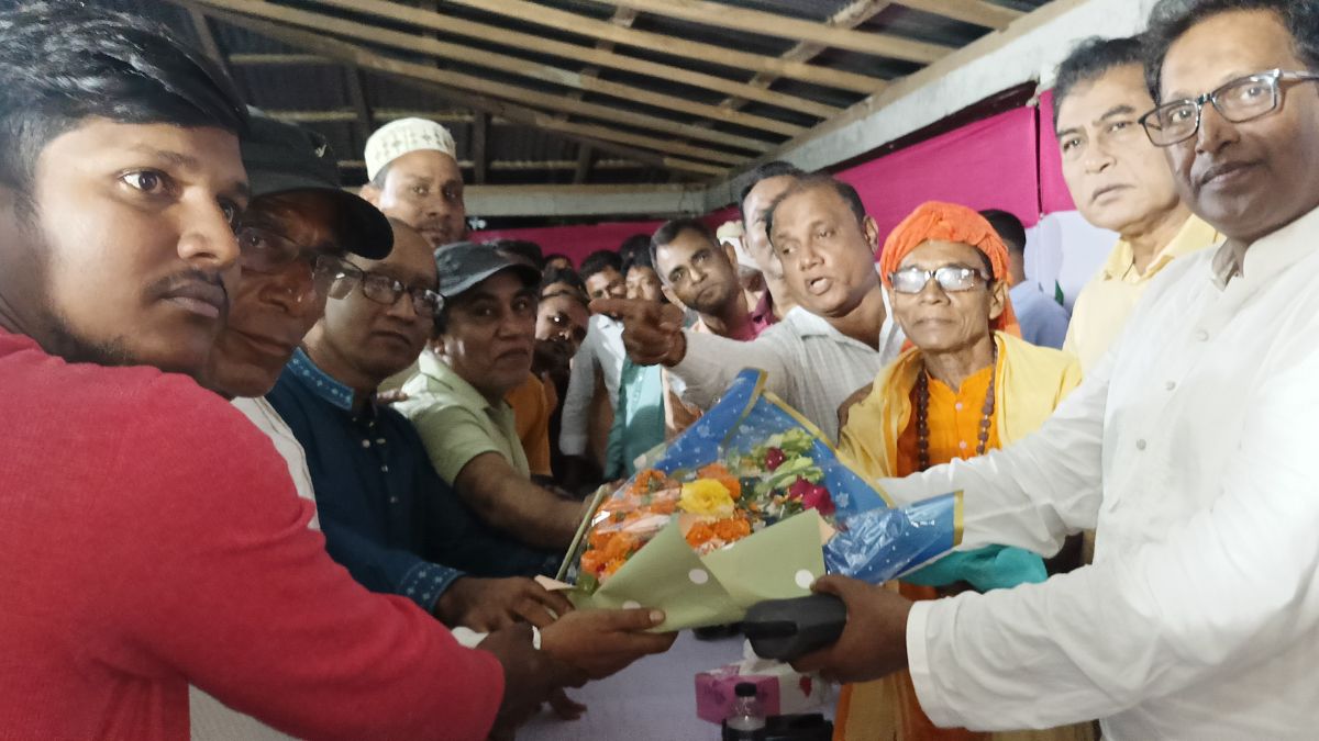 বিএনপিতে যোগ দেন সনাতন ধর্মাবলম্বী। ছবি- রূপালী বাংলাদেশ