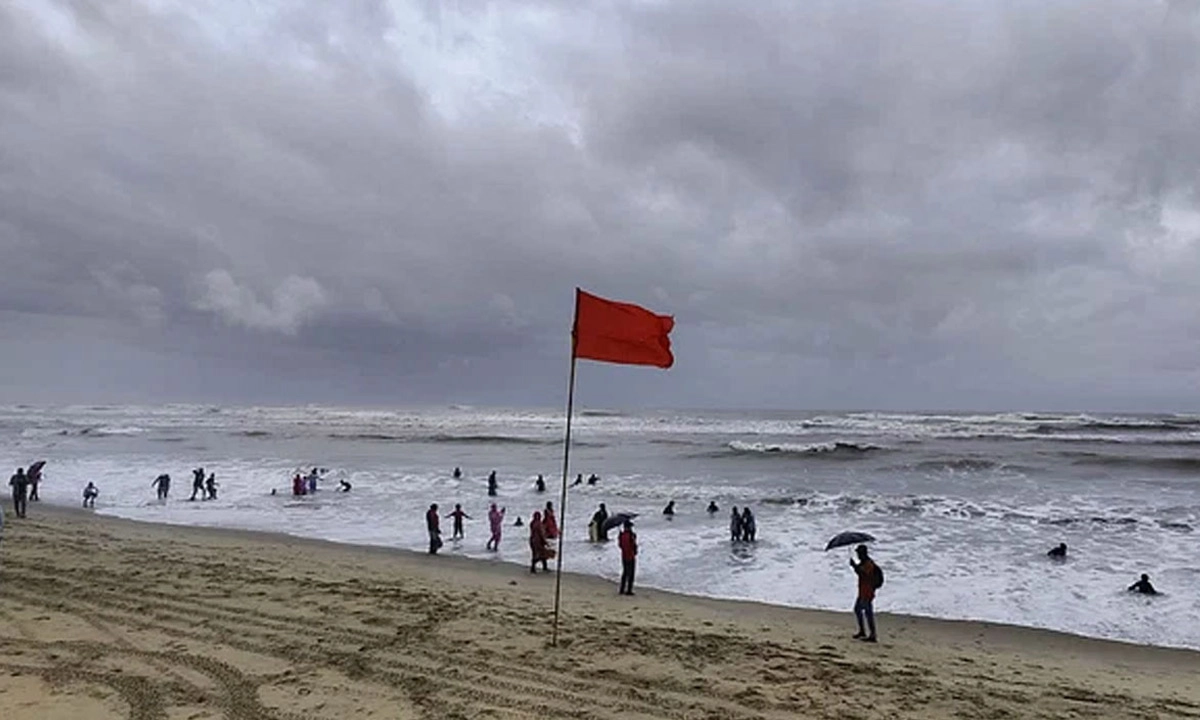 সব সমুদ্রবন্দর থেকে সতর্ক সংকেত  নামাতে বলেছে আবহাওয়া অধিদপ্তর। ছবি: সংগৃহীত