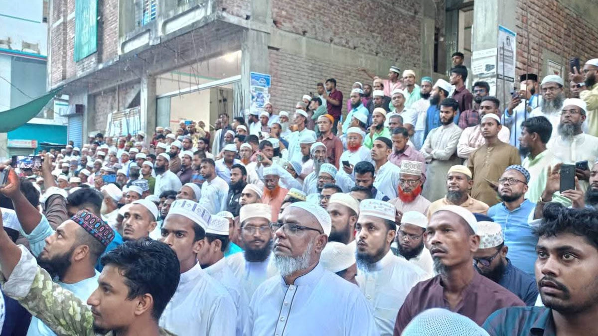 বাংলাদেশ জামায়াতে ইসলামী বরগুনা জেলা শাখার উদ্যোগে মিছিল ও সমাবেশ। ছবি- রূপালী বাংলাদেশ