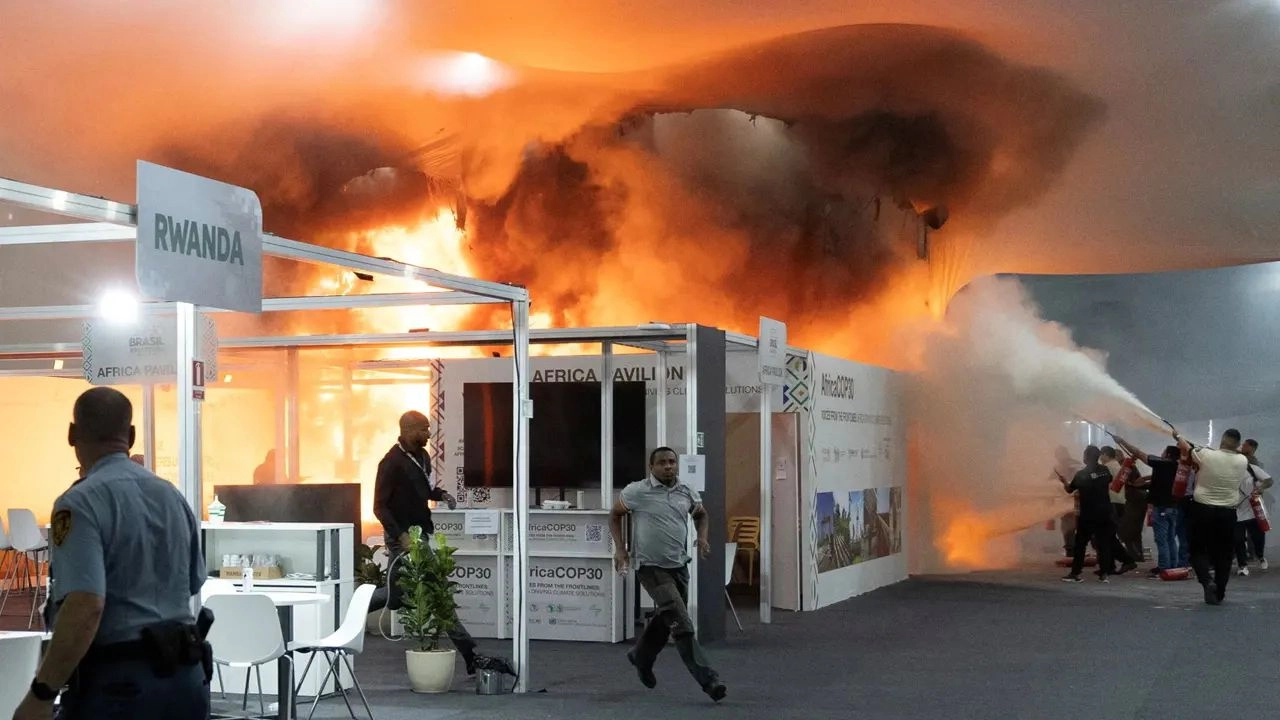 জাতিসংঘের জলবায়ু সম্মেলনে ভয়াবহ আগুন