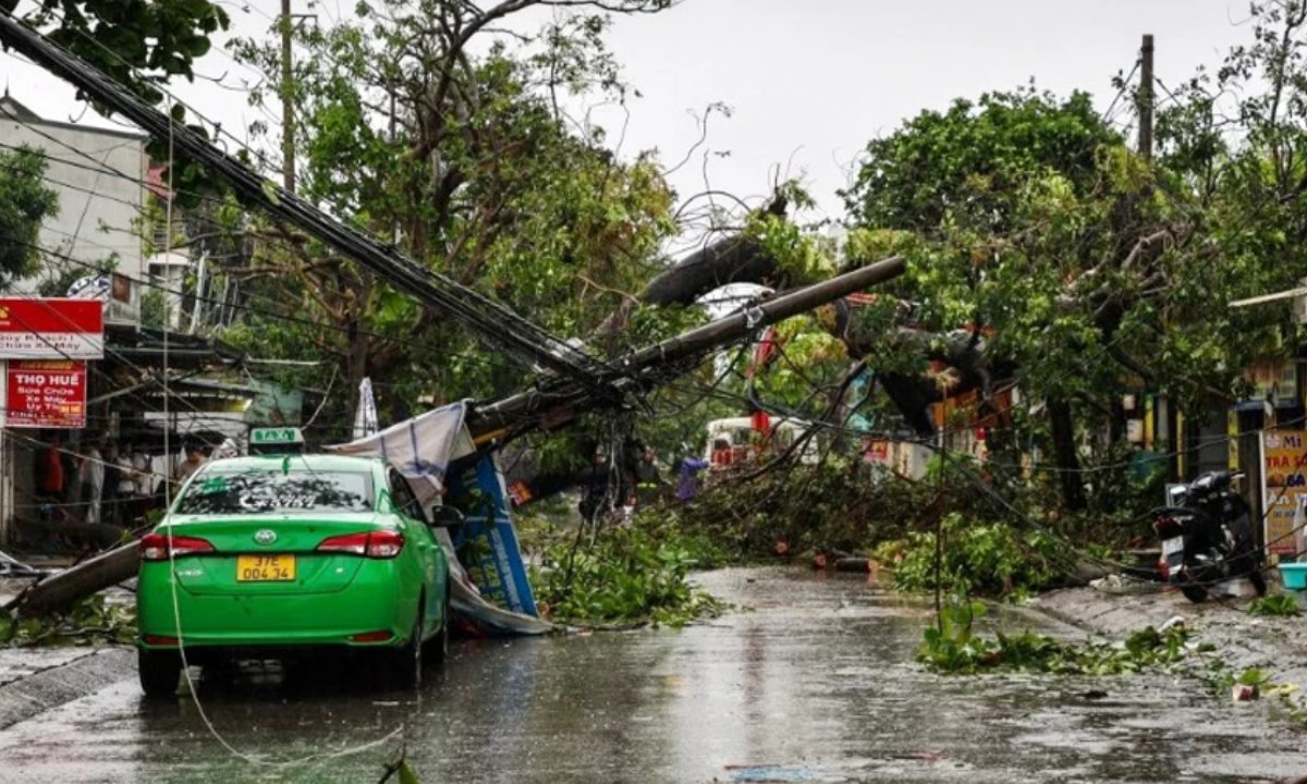 দক্ষিণ-পূর্ব এশিয়ায় টাইফুন ‘বুয়ালোয়’র তাণ্ডবে বিপর্যস্ত জনজীবন। ছবি- সংগৃহীত