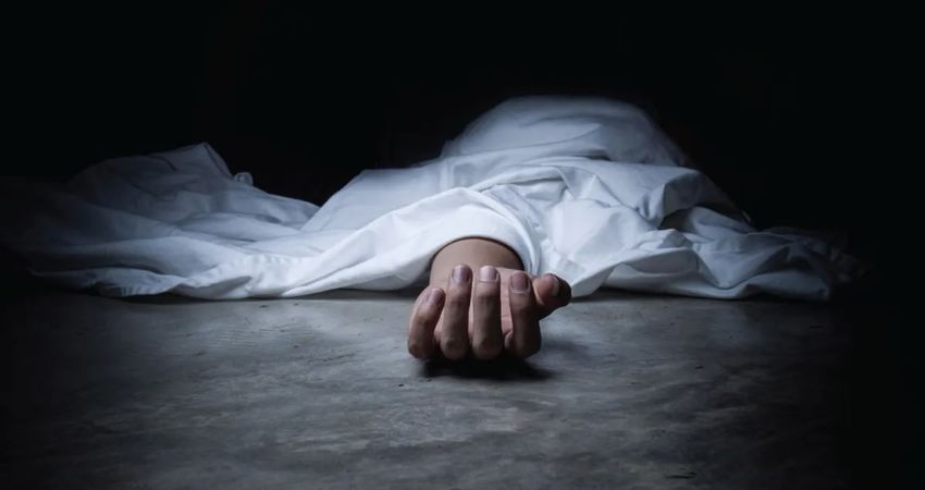 মরদেহ উদ্ধার। প্রতীকী ছবি
