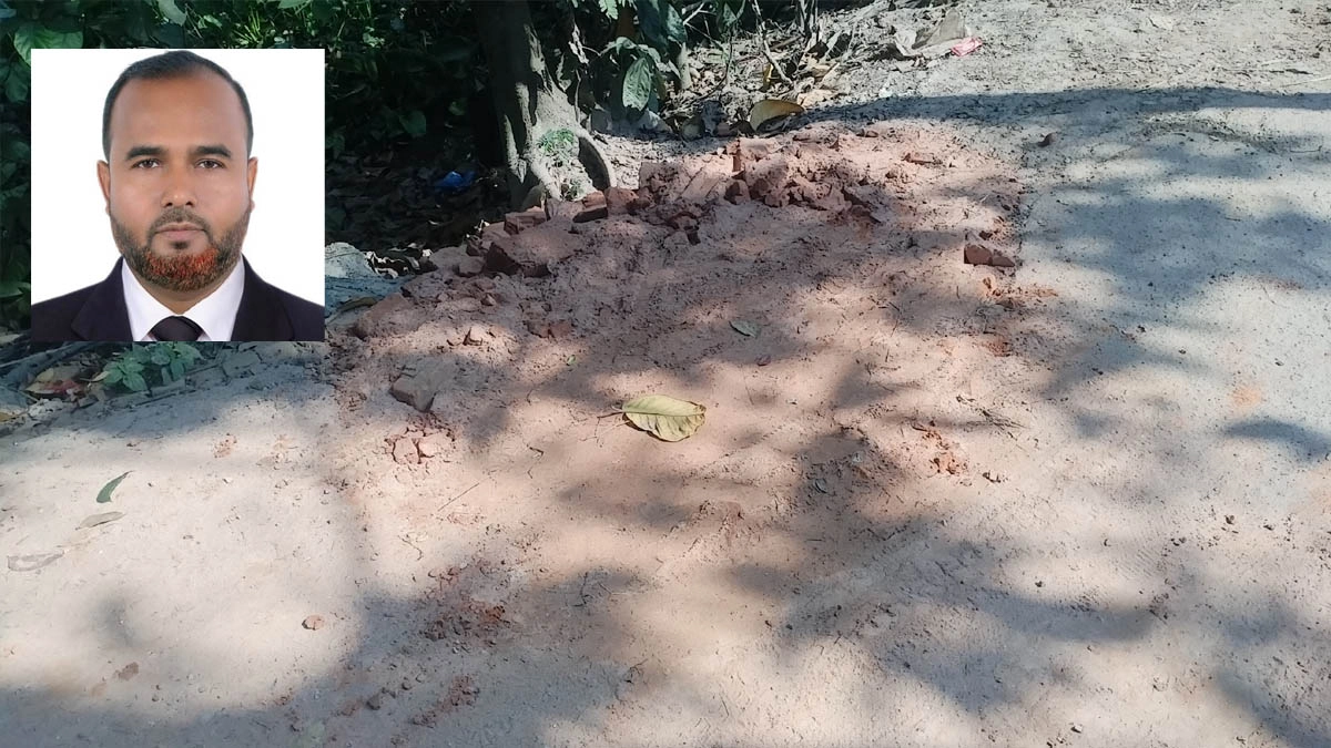 জনদুর্ভোগ লাঘবে এগিয়ে এসেছেন বিএনপি নেতা সাইদুল হক ভূইয়া।   ছবি- রূপালী বাংলাদেশ