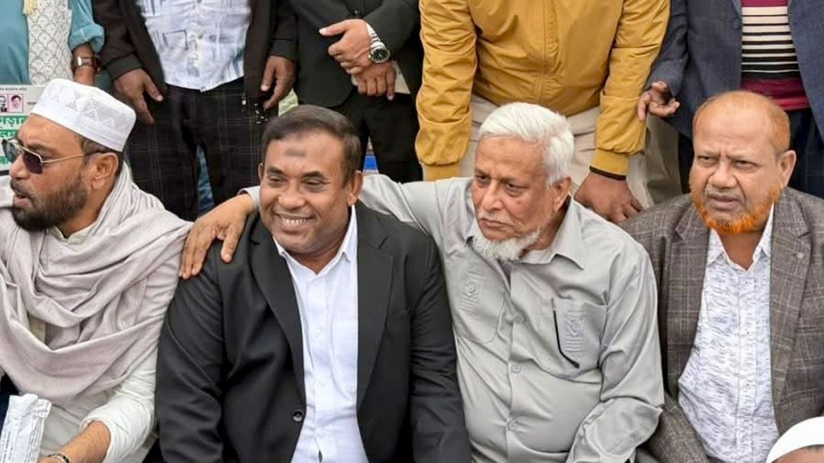 কক্সবাজারের দুই বিএনপি নেতা একসঙ্গে। ছবি- সংগৃহীত