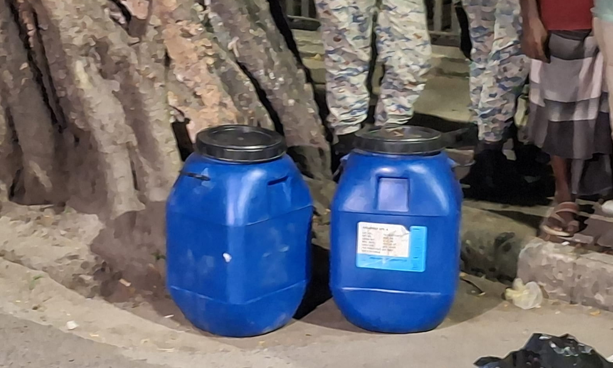 এই ড্রাম দুটি থেকে খণ্ডিত লাশ উদ্ধার করা হয়। ছবি- রূপালী বাংলাদেশ