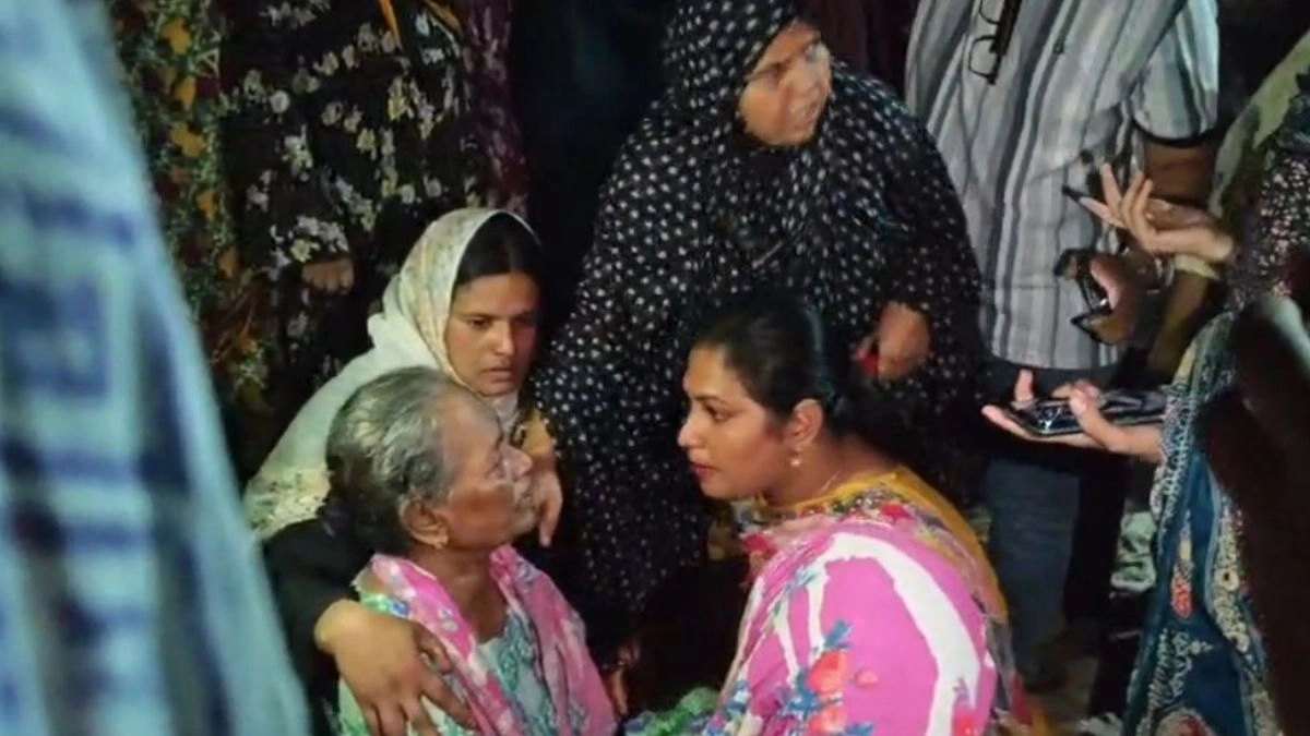 নিহত ছাত্রীর নানীর আহাজারী