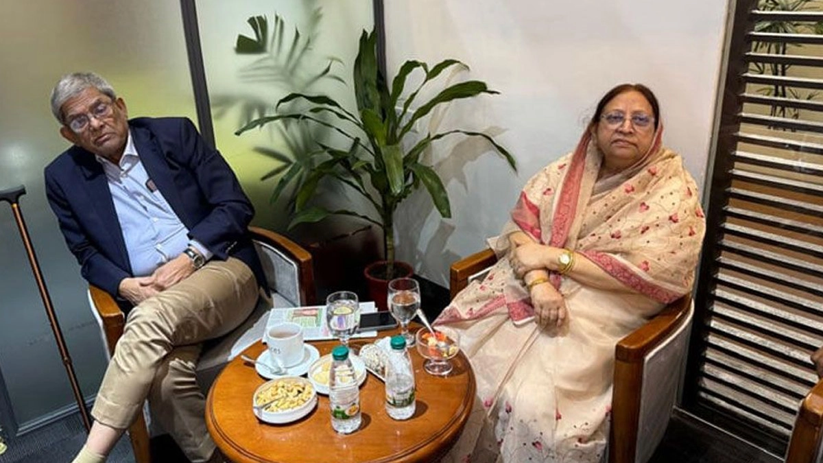 স্ত্রীসহ বিএনপি মহাসচিব মির্জা ফখরুল ইসলাম আলমগীর।     ছবি- সংগৃহীত