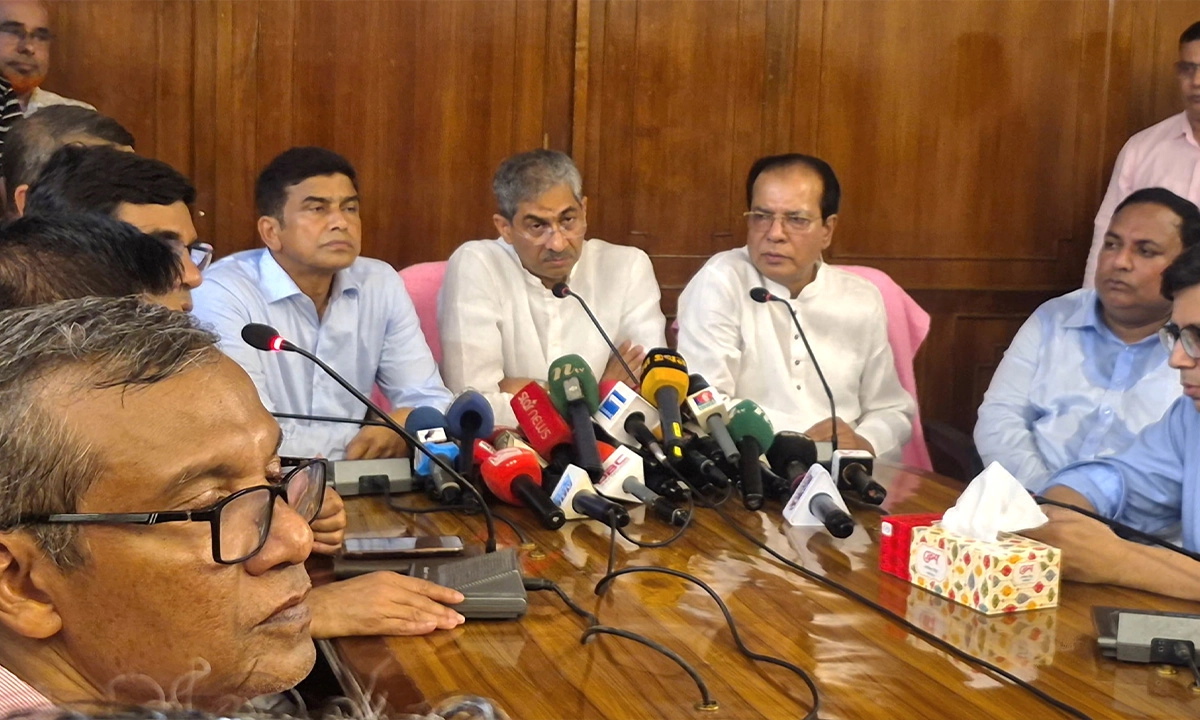 ছবি : রূপালী বাংলাদেশ