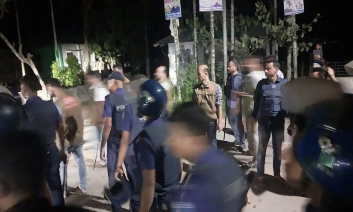ছাত্রদলের ওপর আ.লীগের হামলা। ছবি : সংগৃহীত